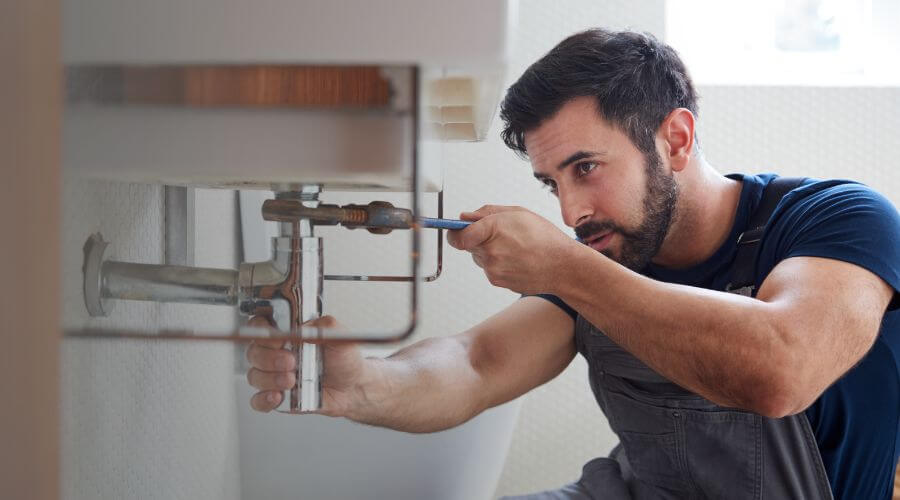 Professional sink repair in Columbus City, IA